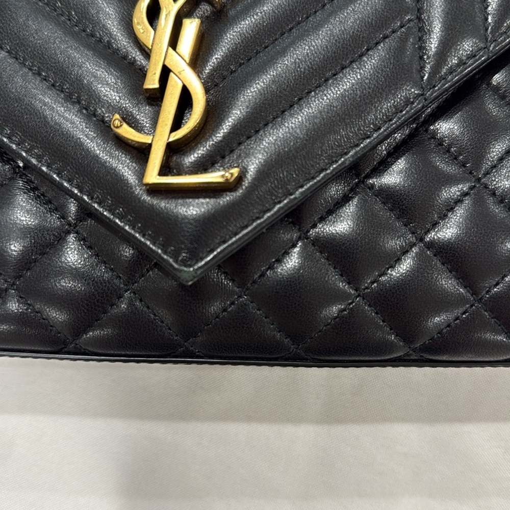 AUTHENTIC YSL SAINT LAURANT ENVELOPE SMALL IN QUILTED GRAIN EMBOSSED LEATHER - Picture 11 of 12